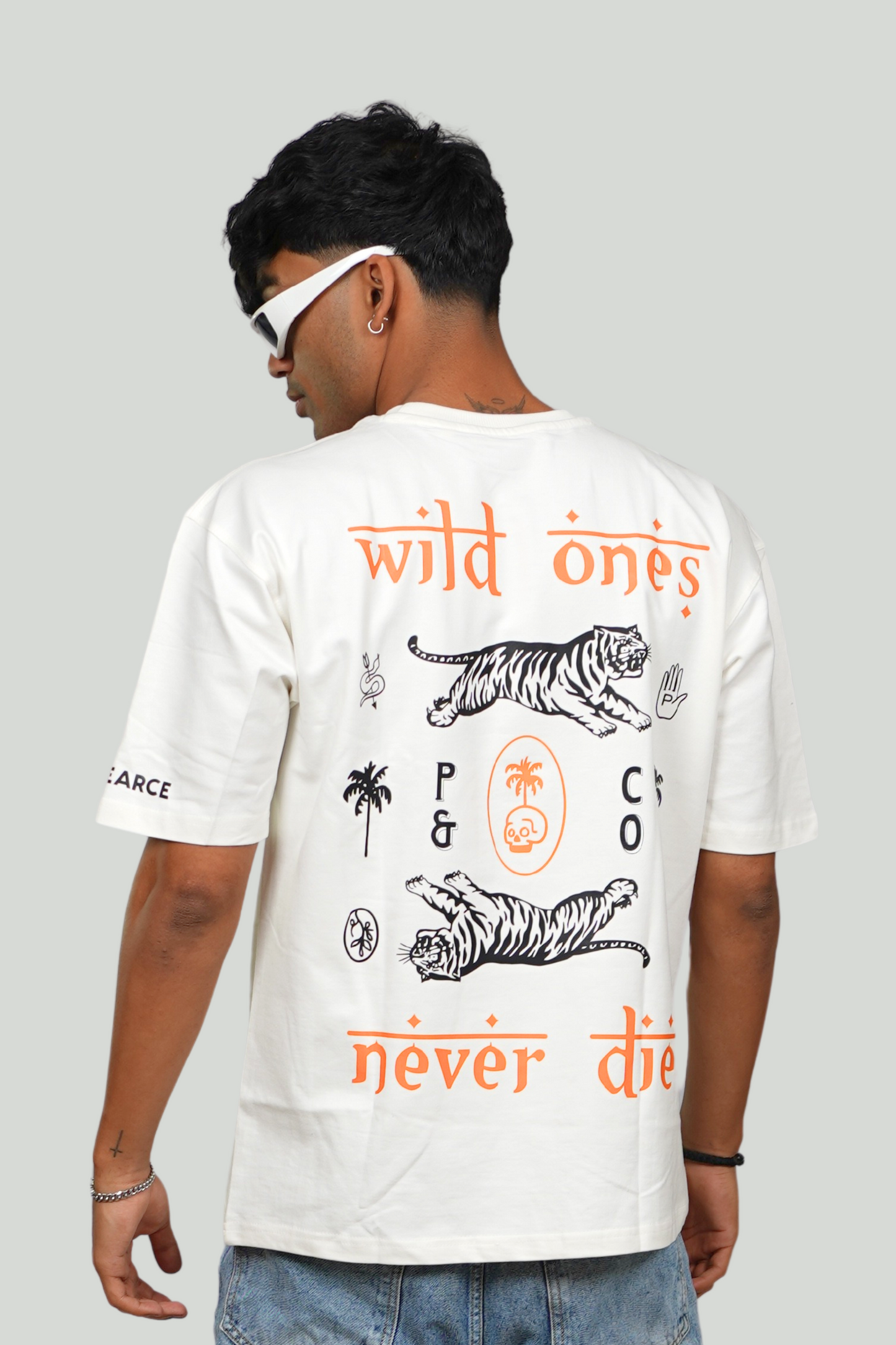 WILD ONES OVERSIZED T-SHIRT